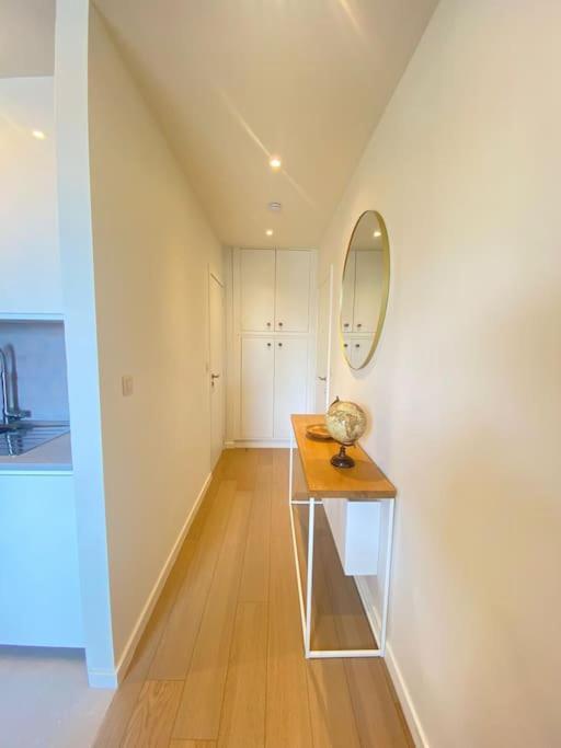 1 Chambre Avec Parking Au Coeur De Bruxelles 2D Exterior foto